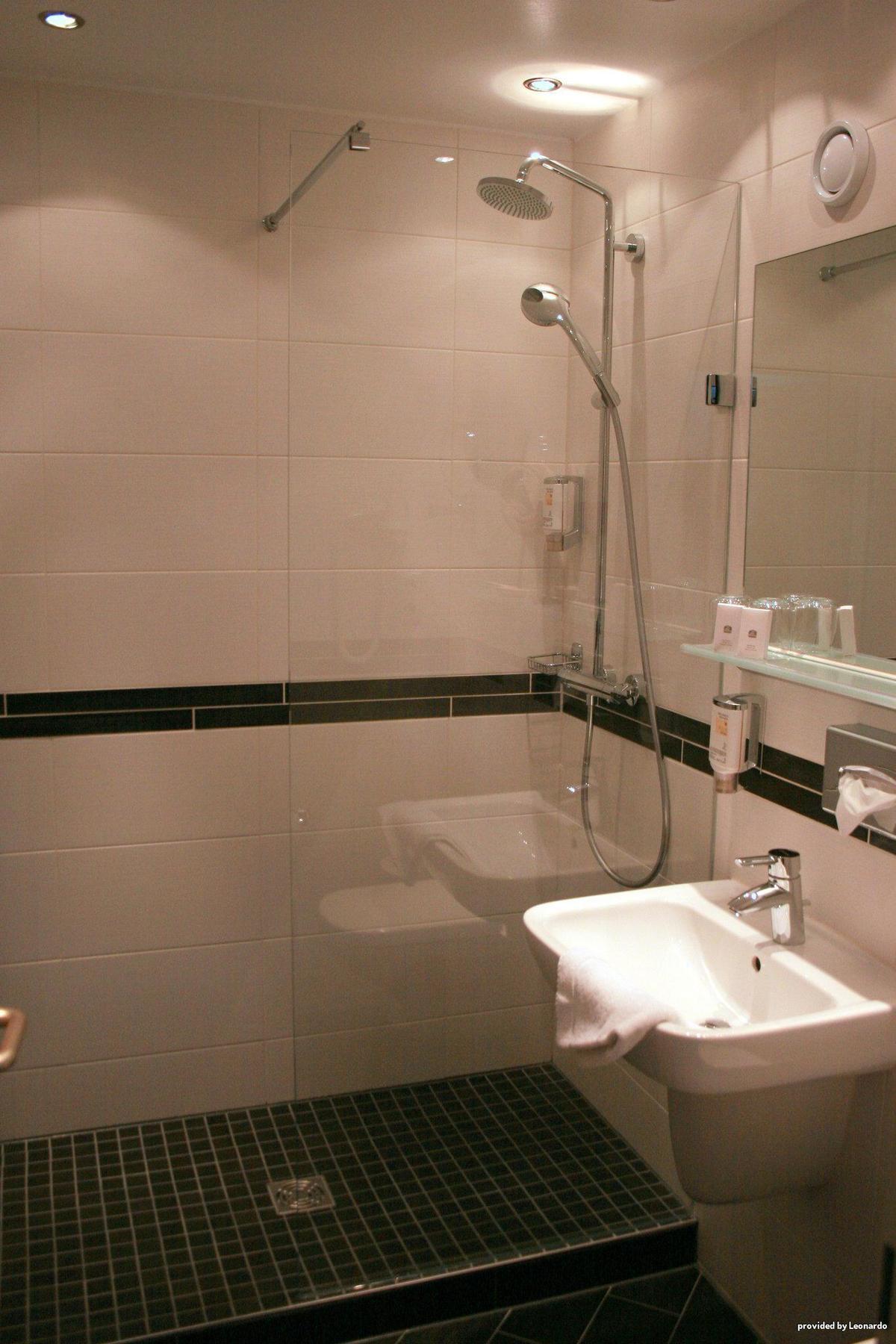 Western Hotel 4*