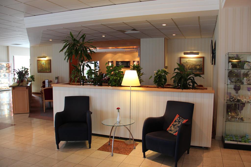 Western 4* Jena